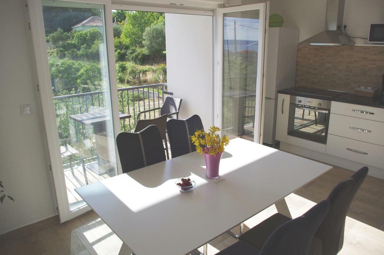Apartment Lumago Kastela Exterior photo